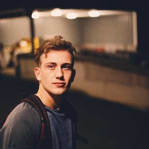 Meet your Posher, Elliot